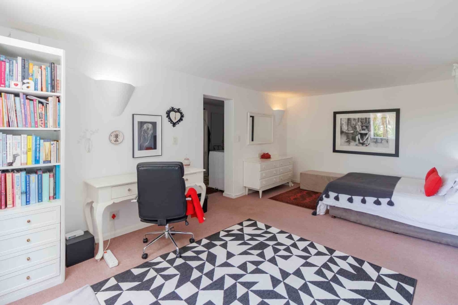 To Let 2 Bedroom Property for Rent in Tamboerskloof Western Cape